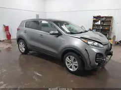 KNDPMCAC0J7445408 2018 KIA SPORTAGE