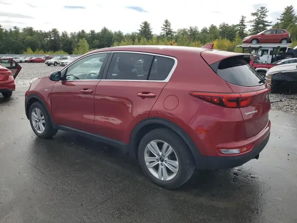 KNDPMCAC0J7447904 2018 KIA SPORTAGE - Image 2