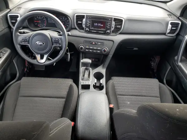 KNDPMCAC0J7447904 2018 KIA SPORTAGE - Image 8