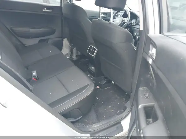 KNDPMCAC0J7459714 2018 KIA SPORTAGE - Image 8