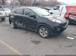 KNDPMCAC0J7462760 2018 KIA SPORTAGE