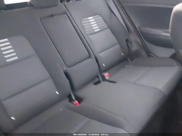 KNDPMCAC0J7462760 2018 KIA SPORTAGE - Image 8