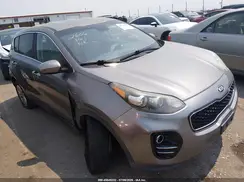 KNDPMCAC0J7486623 2018 KIA SPORTAGE
