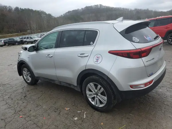 KNDPMCAC0J7488937 2018 KIA SPORTAGE - Image 2