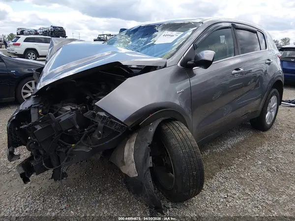 KNDPMCAC0K7494724 2019 KIA SPORTAGE - Image 2