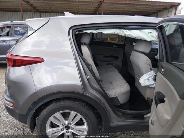 KNDPMCAC0K7494724 2019 KIA SPORTAGE - Image 8