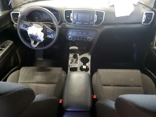 KNDPMCAC0K7498773 2019 KIA SPORTAGE - Image 8
