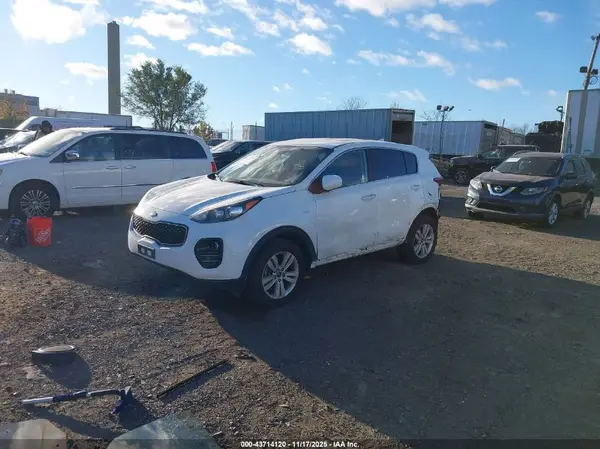 KNDPMCAC0K7499423 2019 KIA SPORTAGE - Image 2