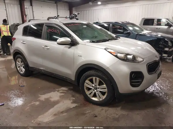 KNDPMCAC0K7515619 2019 KIA SPORTAGE - Image 1