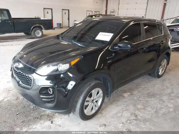 KNDPMCAC0K7533103 2019 KIA SPORTAGE - Image 2