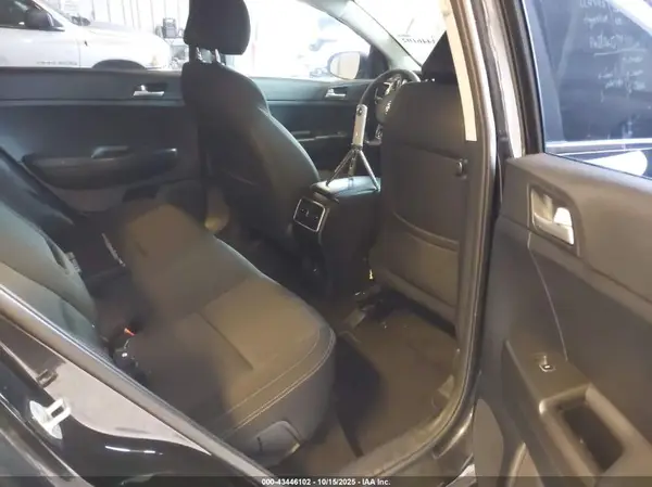 KNDPMCAC0K7533103 2019 KIA SPORTAGE - Image 8