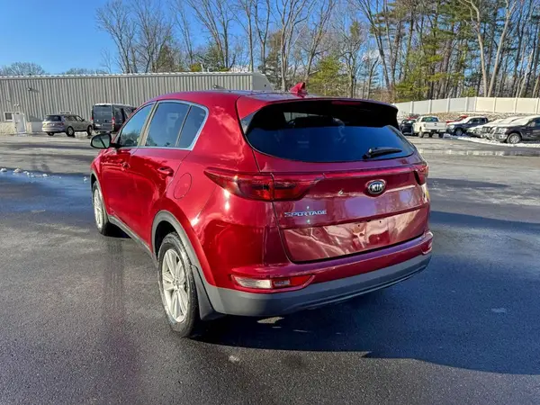 KNDPMCAC0K7534087 2019 KIA SPORTAGE - Image 2