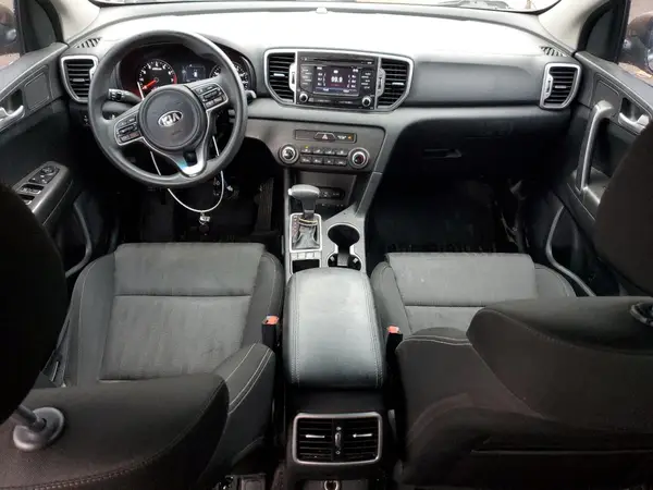 KNDPMCAC0K7535109 2019 KIA SPORTAGE - Image 8