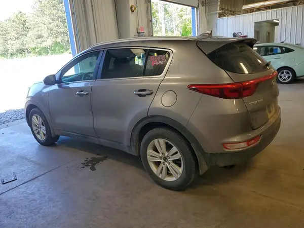 KNDPMCAC0K7555702 2019 KIA SPORTAGE - Image 2