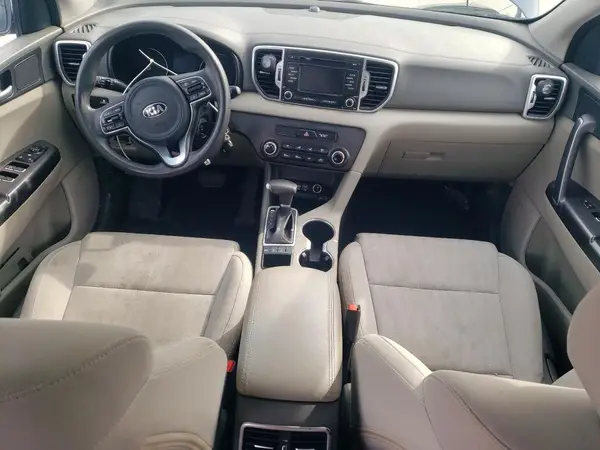 KNDPMCAC0K7555859 2019 KIA SPORTAGE - Image 8