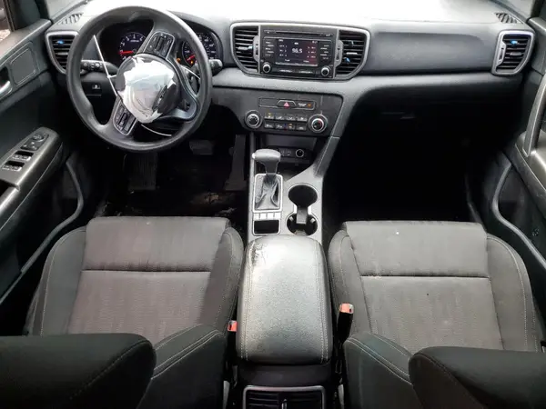 KNDPMCAC0K7561693 2019 KIA SPORTAGE - Image 8