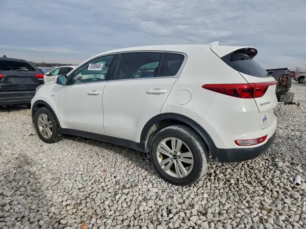 KNDPMCAC0K7568983 2019 KIA SPORTAGE - Image 2