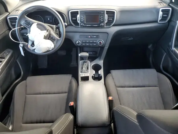 KNDPMCAC0K7583452 2019 KIA SPORTAGE - Image 8