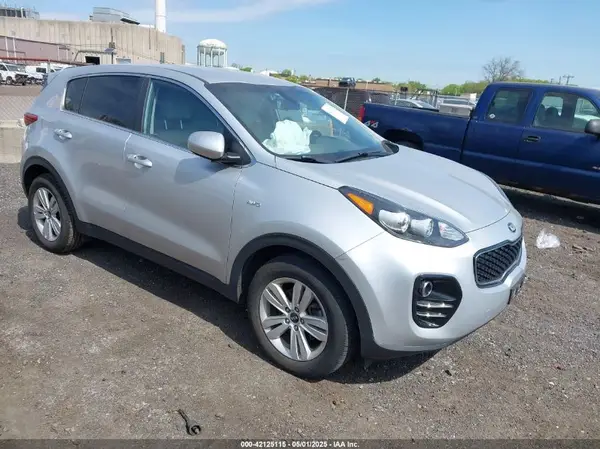 KNDPMCAC0K7588635 2019 KIA SPORTAGE - Image 1