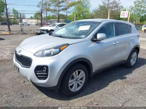 KNDPMCAC0K7588635 2019 KIA SPORTAGE - Image 2