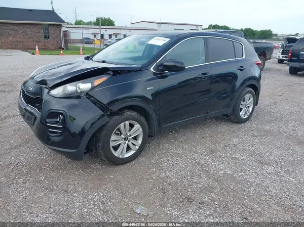KNDPMCAC0K7611136 2019 KIA SPORTAGE - Image 2