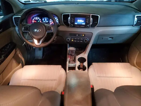 KNDPMCAC0K7611427 2019 KIA SPORTAGE - Image 8