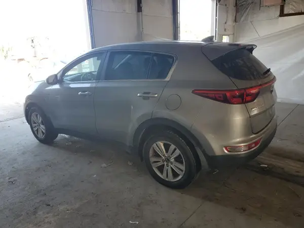 KNDPMCAC0K7618961 2019 KIA SPORTAGE - Image 2