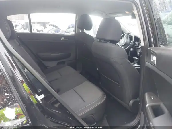 KNDPMCAC0K7622802 2019 KIA SPORTAGE - Image 8