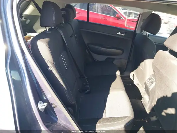KNDPMCAC0K7624727 2019 KIA SPORTAGE - Image 8
