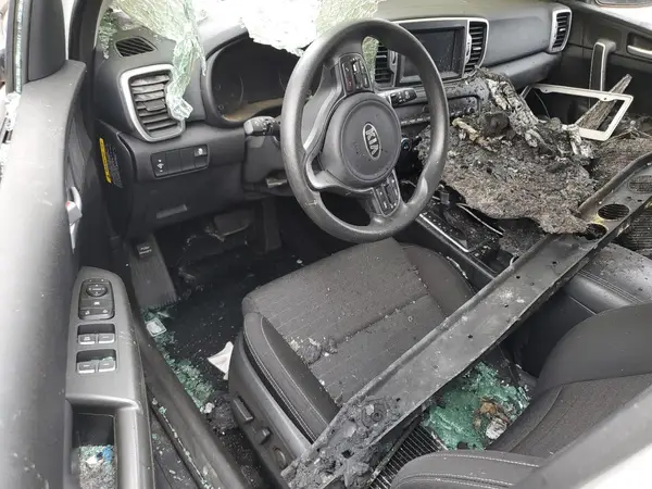 KNDPMCAC0K7627224 2019 KIA SPORTAGE - Image 8