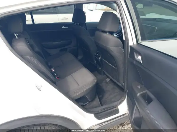 KNDPMCAC0L7714963 2020 KIA SPORTAGE - Image 8