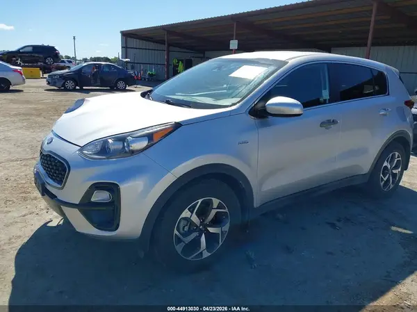 KNDPMCAC0L7716647 2020 KIA SPORTAGE - Image 2