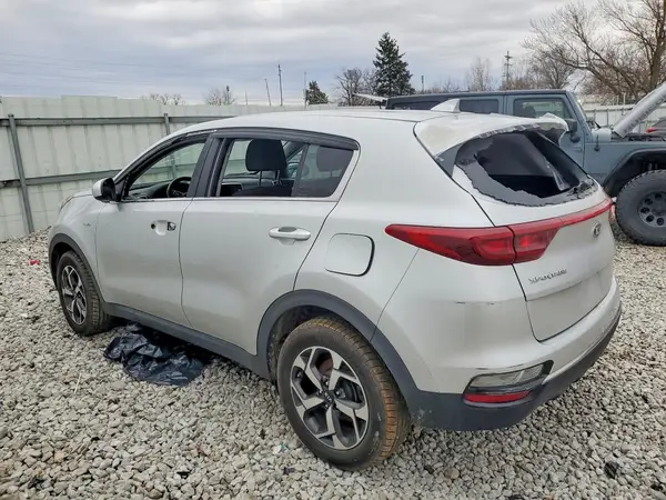 KNDPMCAC0L7746201 2020 KIA SPORTAGE - Image 2