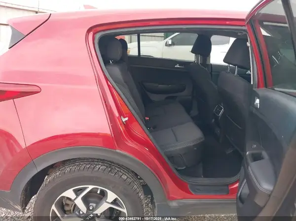 KNDPMCAC0L7790943 2020 KIA SPORTAGE - Image 8