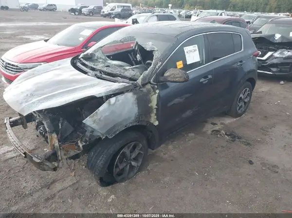 KNDPMCAC0L7804226 2020 KIA SPORTAGE - Image 2