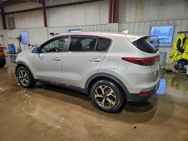 KNDPMCAC0L7809667 2020 KIA SPORTAGE - Image 2