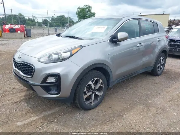 KNDPMCAC0L7812391 2020 KIA SPORTAGE - Image 2