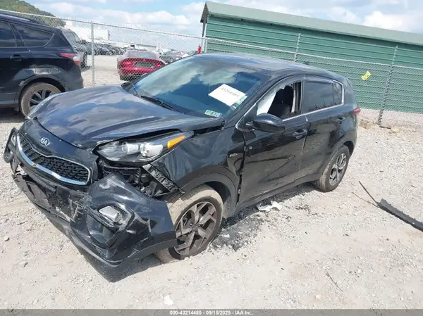 KNDPMCAC0M7842783 2021 KIA SPORTAGE - Image 2
