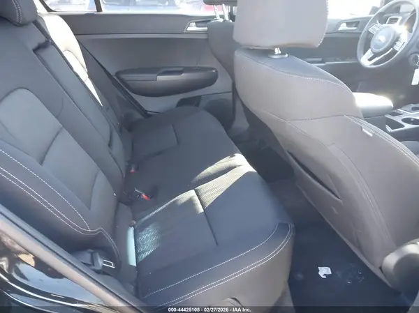 KNDPMCAC0M7845330 2021 KIA SPORTAGE - Image 8