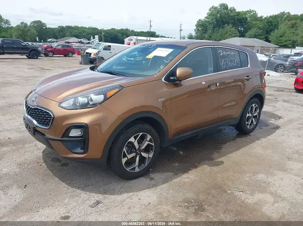 KNDPMCAC0M7886458 2021 KIA SPORTAGE - Image 2