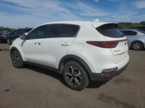 KNDPMCAC0M7888789 2021 KIA SPORTAGE - Image 2
