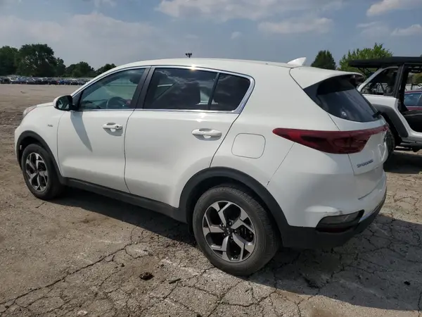 KNDPMCAC0M7895953 2021 KIA SPORTAGE - Image 2