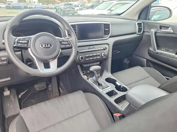 KNDPMCAC0M7909608 2021 KIA SPORTAGE - Image 8