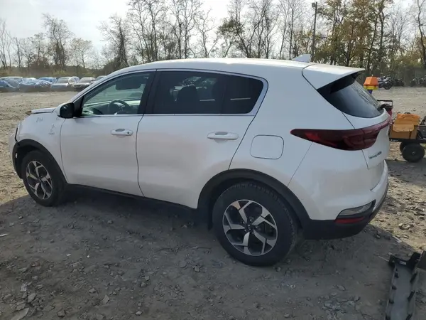 KNDPMCAC0M7929843 2021 KIA SPORTAGE - Image 2
