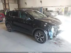 KNDPMCAC0M7937697 2021 KIA SPORTAGE