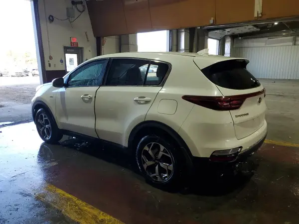KNDPMCAC0M7939790 2021 KIA SPORTAGE - Image 2