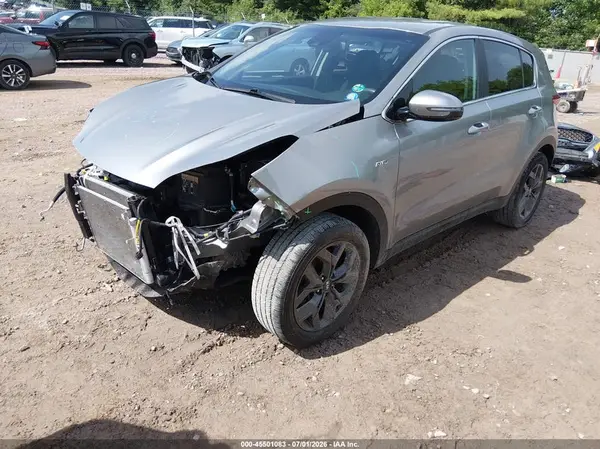 KNDPMCAC0N7002570 2022 KIA SPORTAGE - Image 2