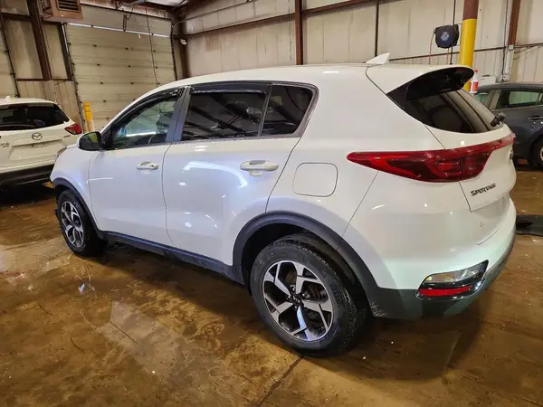 KNDPMCAC0N7005470 2022 KIA SPORTAGE - Image 2