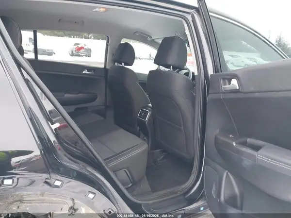 KNDPMCAC0N7006991 2022 KIA SPORTAGE - Image 8