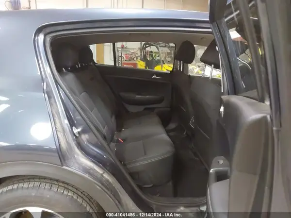 KNDPMCAC0N7954677 2022 KIA SPORTAGE - Image 8
